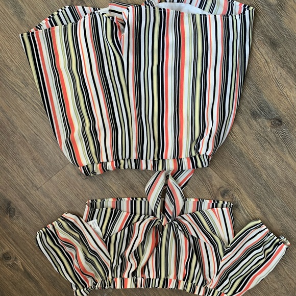 Striped Set - Picture 2 of 2